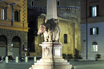 Piazza della Minerva- L'obelisco 'Pulcin della Minerva' realizzato da Gian Lorenzo Bernini